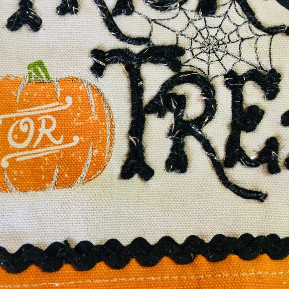 3 Halloween Black Cat Trick Treat Kitchen Towels - Picture 11 of 16